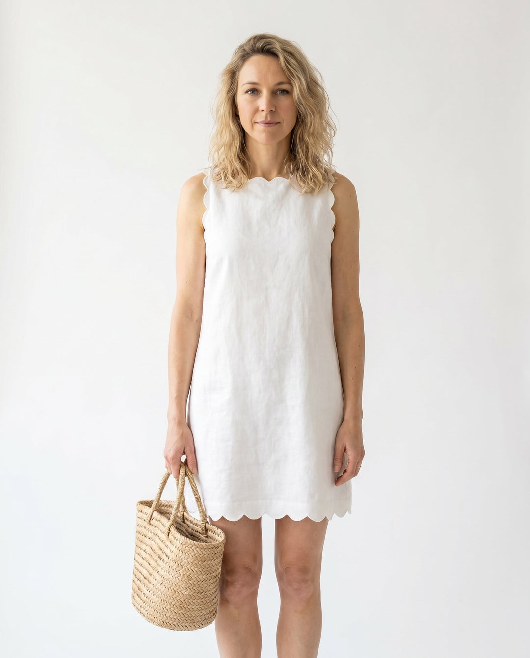 Dames Mini Dress met Mouwloze Stijl en Elegante Look