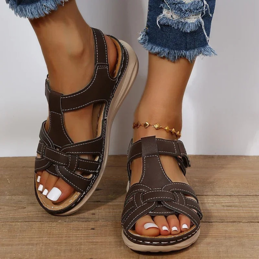 Comfortabele Dames Sandalen Met Klittenband En Open Model