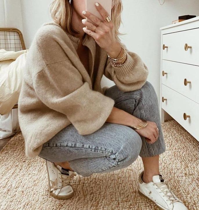 Dames Oversized Cardigan in Beige met Knopen en Verlaagde Schouders