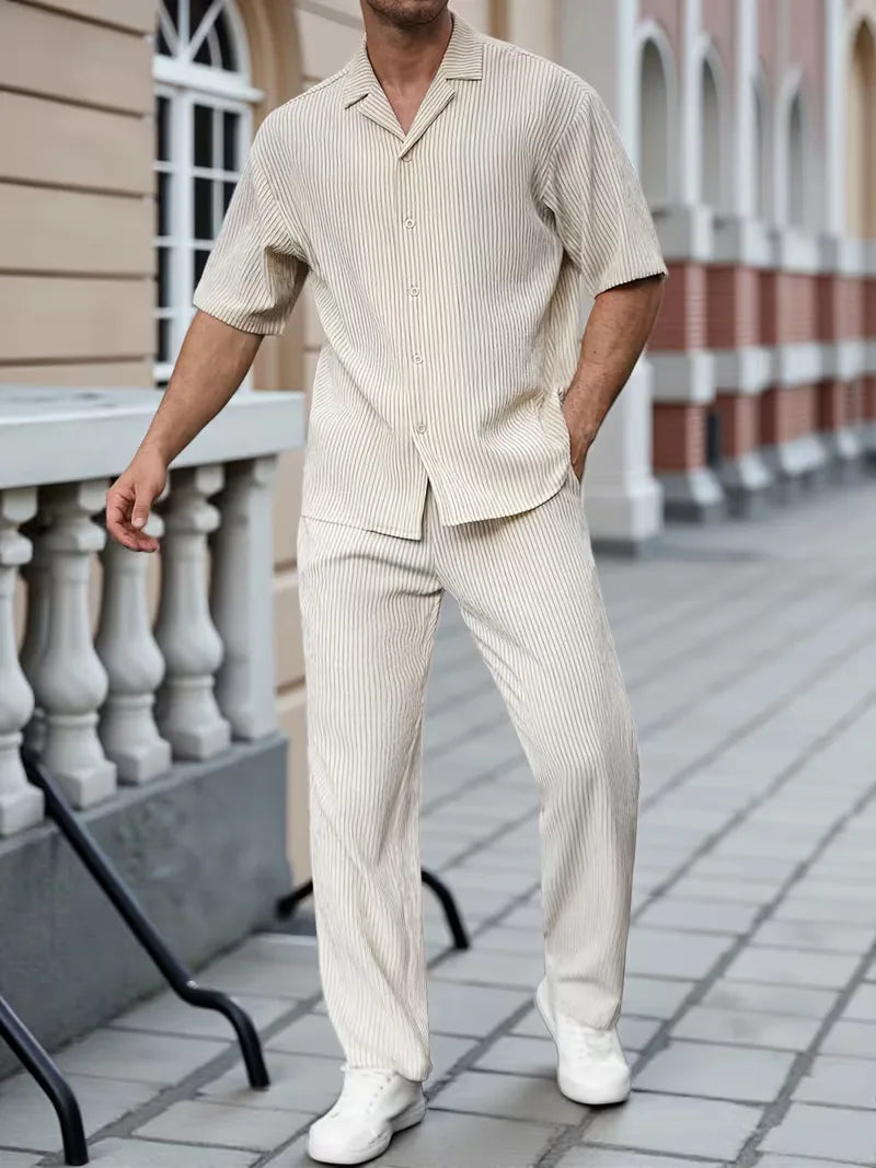 Zomer kledingset met V-neck