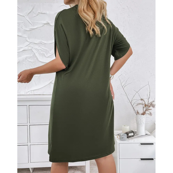 Comfortabele Zomerjurk Met V Hals En Vleermuismouwen