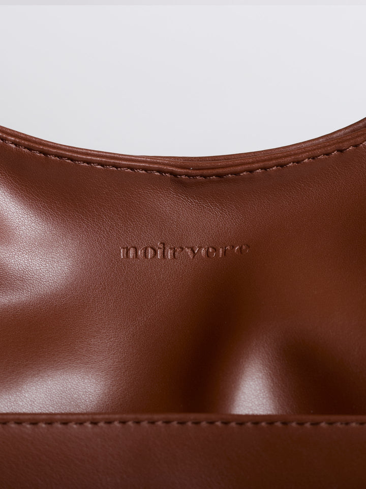 Minimalistisch vegan leer hobo schoudertas