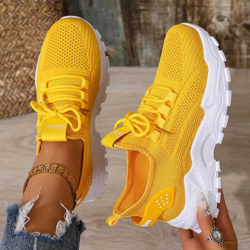 Lage sneaker met mesh bovenkant