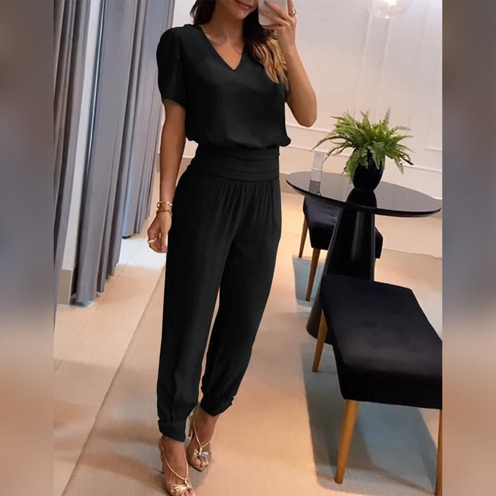 Elegante Tweedelige Set Met V Hals Top En Broek
