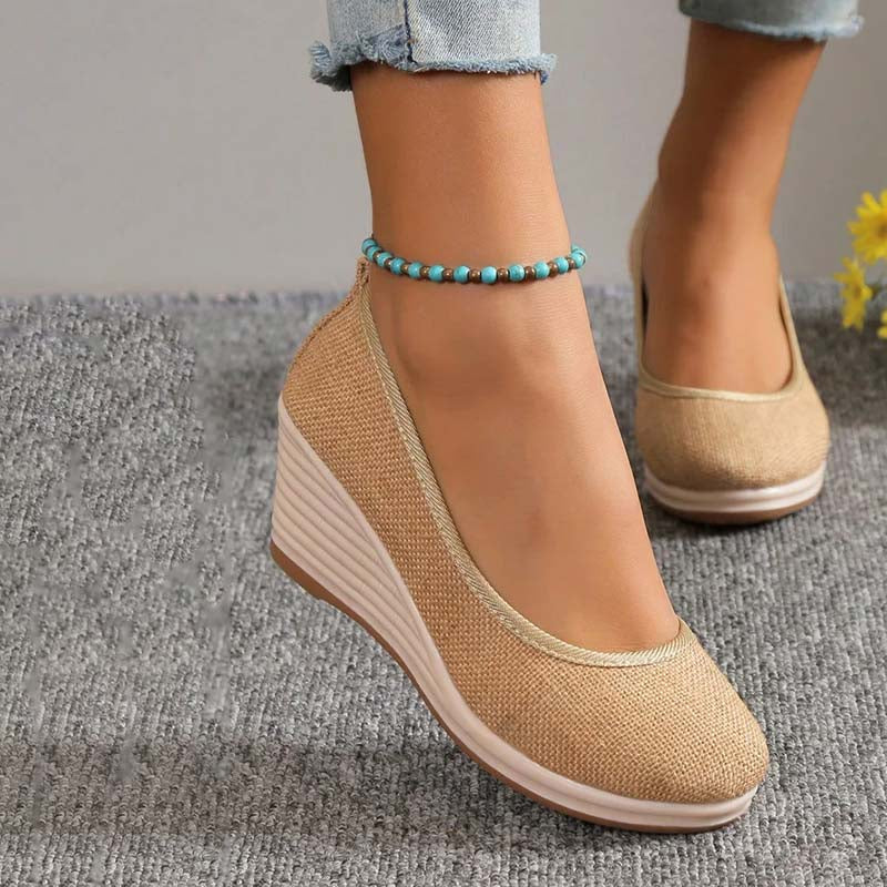 Britt - Elegante Comfort Pumps Dames met Hoge Sleehak en Instapper Pasvorm