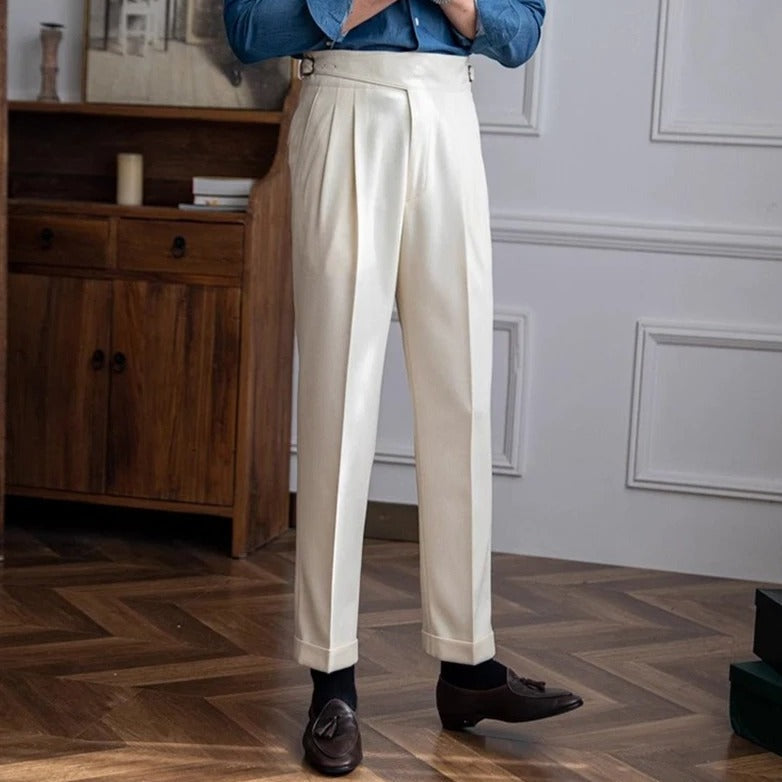 Broek met hoge taille en plooien aan de voorkant