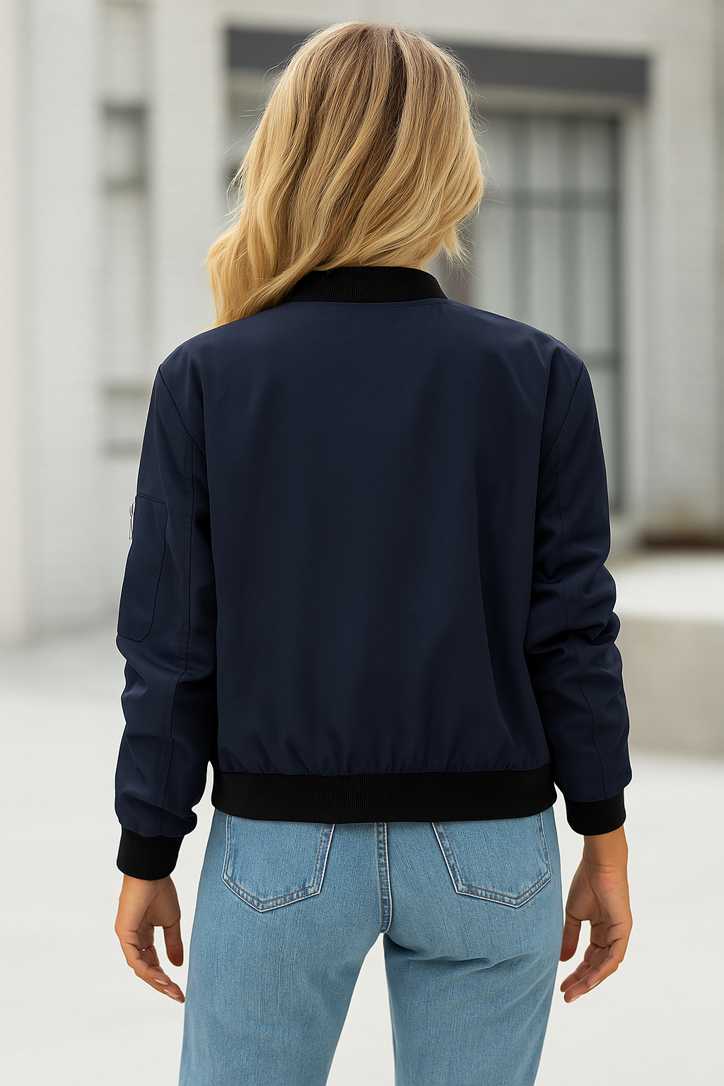 Klassiek Bomberjack Voor Dames Met Ritssluiting En Comfortabele Fit