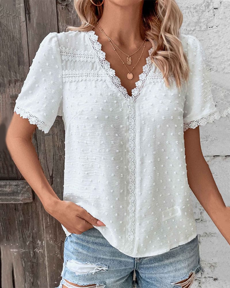 Witte Kanten Top Met V Hals En Subtiele Stipjes Voor Dames