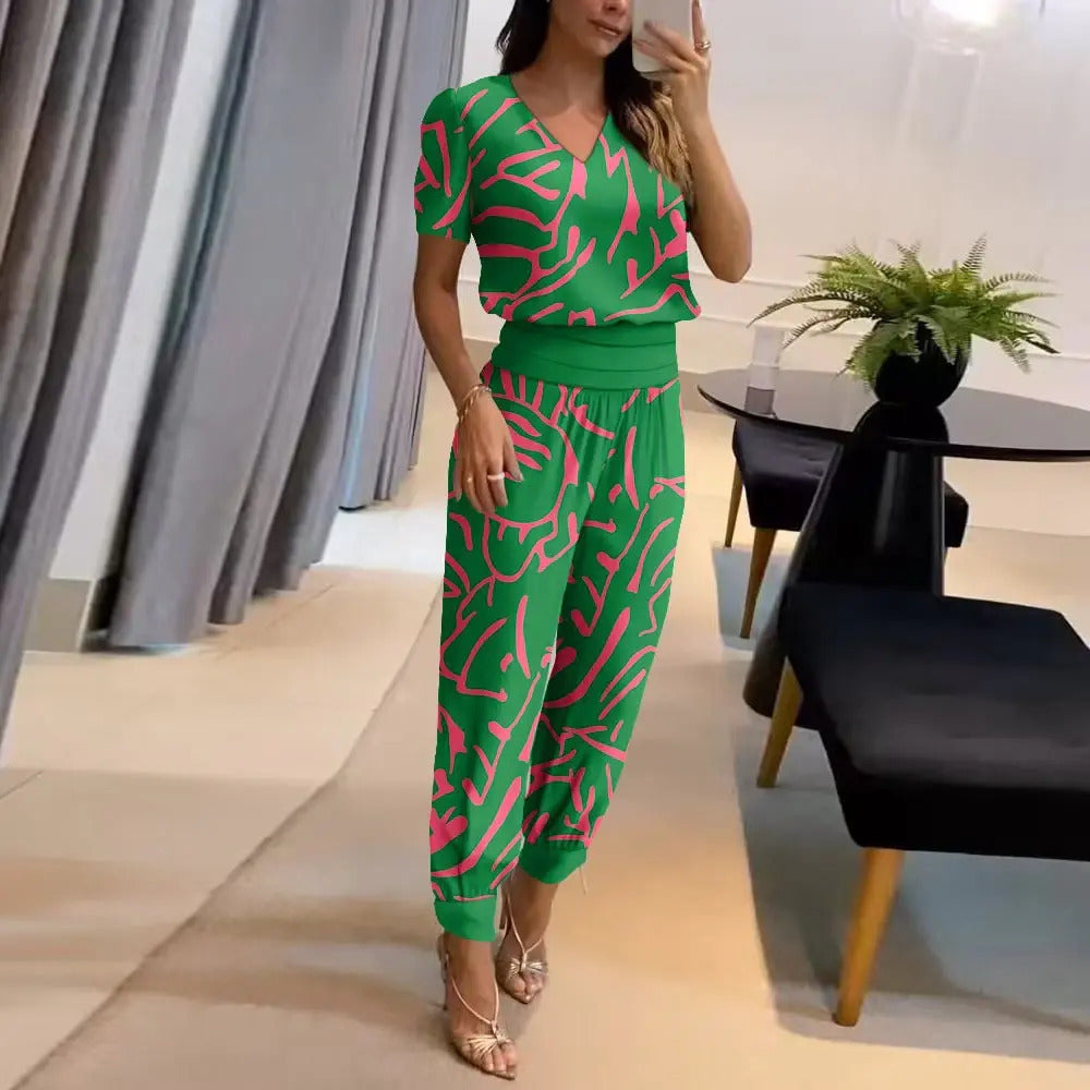 Elegante Tweedelige Set Met V Hals Top En Broek