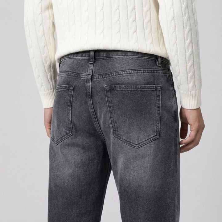 Straight Leg Jeans met Regular Fit