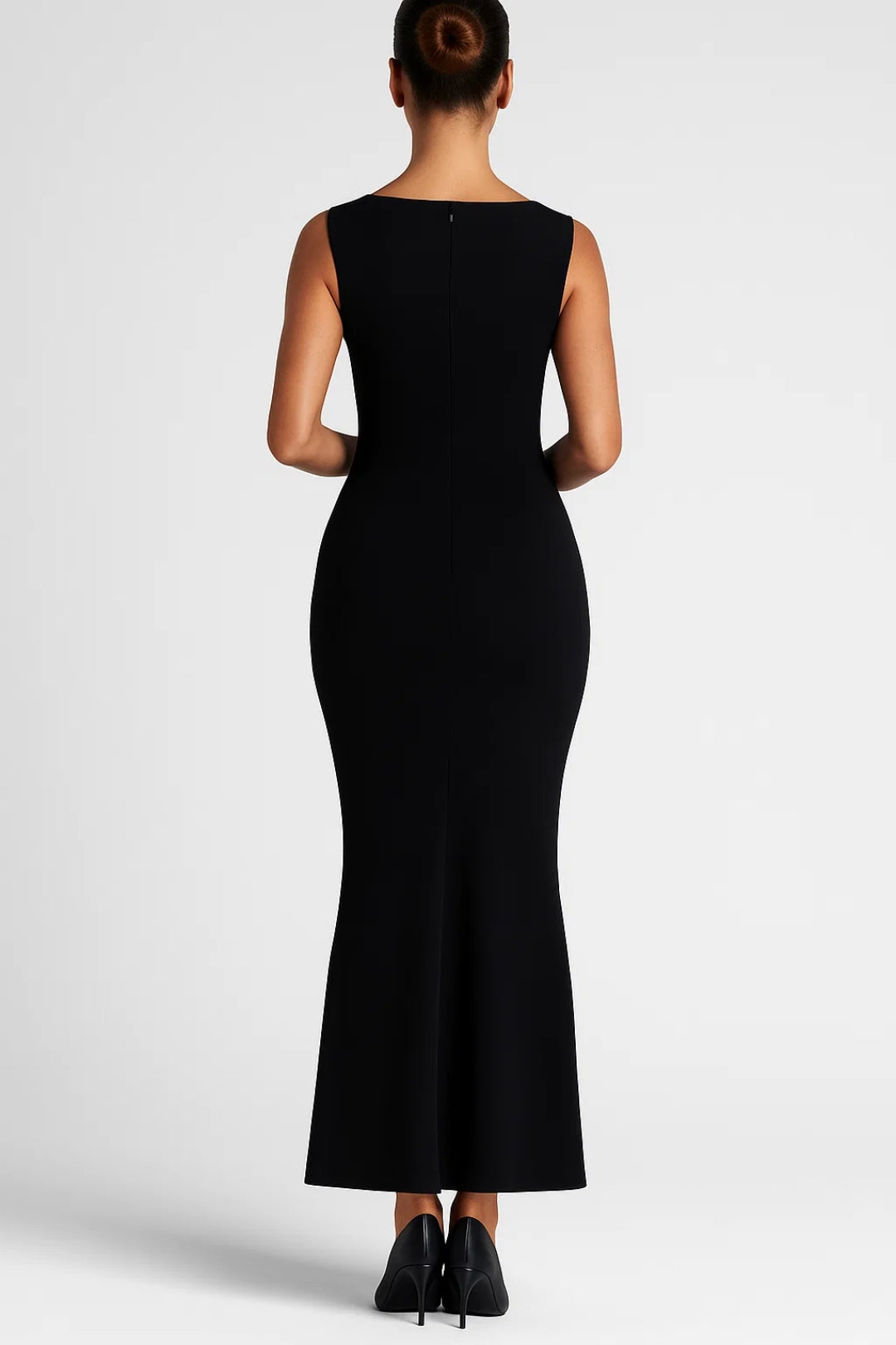 Maxi Jurk Dames - Figuuromhullend Silhouet met Brede Bandjes | Elegant