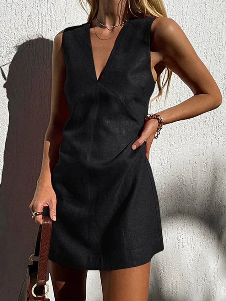 Dames Mini Dress met Mouwloos Design en Elegante Look