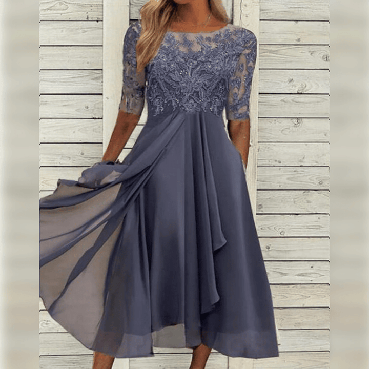 Dames elegante midi jurk met kant en comfortabele zwierige pasvorm