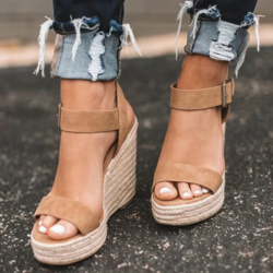 Sleehak Sandalen Met Gesp En Orthopedisch Comfort Voor Dames