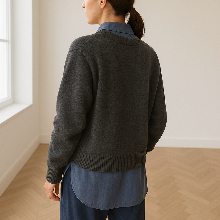 Oversized knoopvest van kasjmier met v-hals