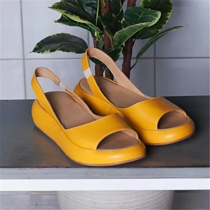 Leren Sandalen Met Sleehak En Open Teen Voor Dames