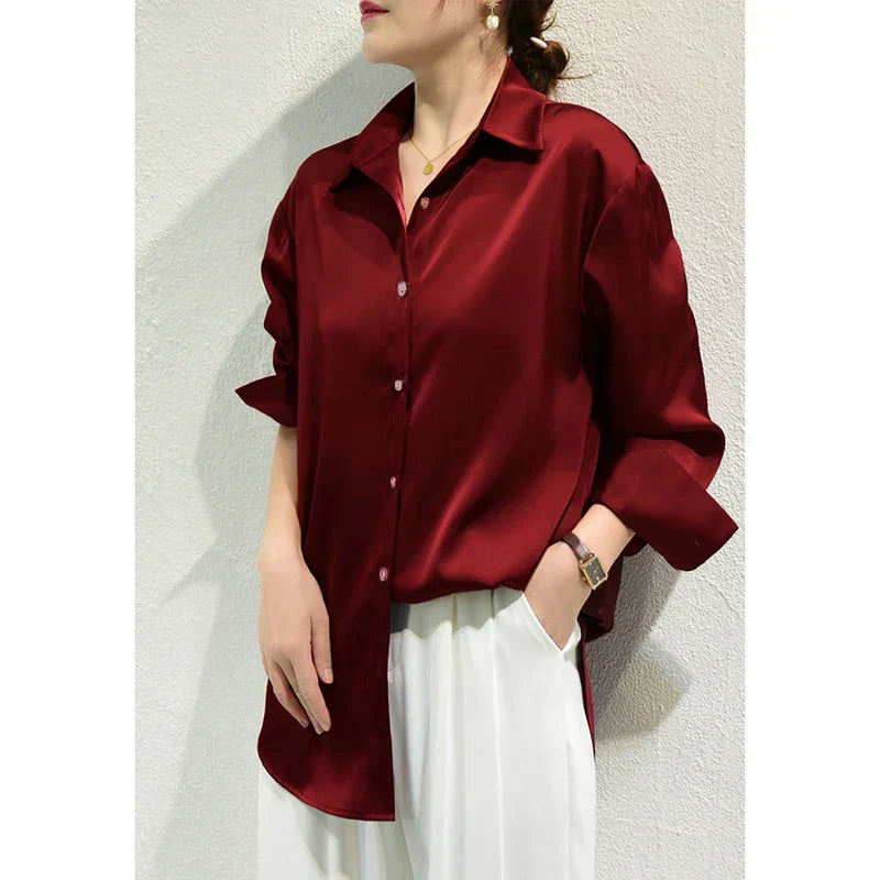 Satijnen Blouse Dames met Klassieke Kraag en Elegante Pasvorm