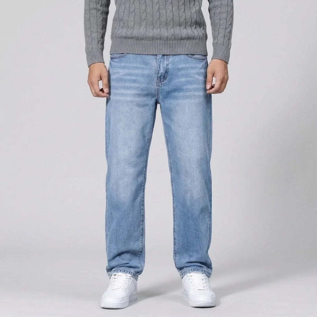 Straight Leg Jeans met Regular Fit