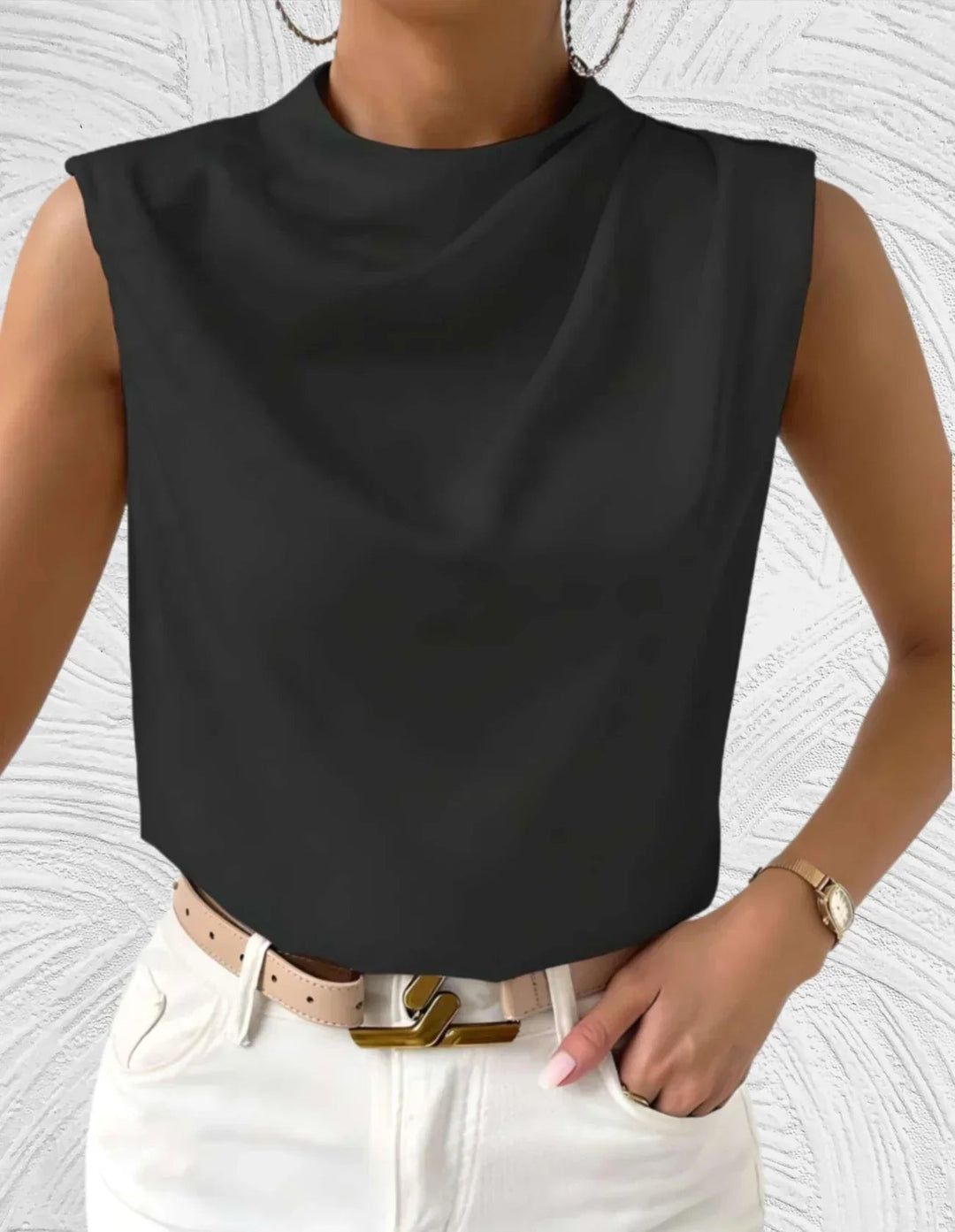 Elegante Dames Satijnen Top met Watervalhals en Mouwloos Design