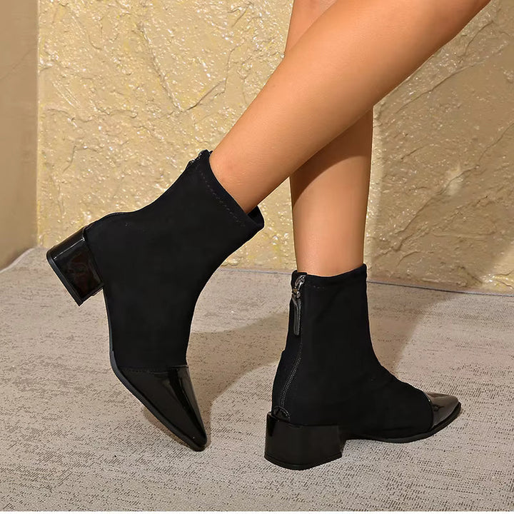 Bottines Dames Daim Talon Bloc Vernis Details Elegant