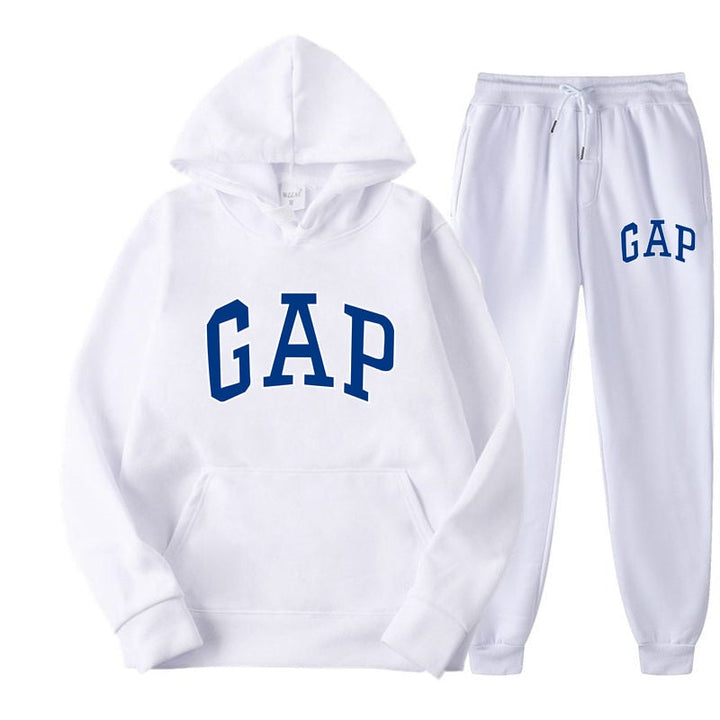 GAP | Modern en comfortabel dames joggingpak met capuchon en tekst