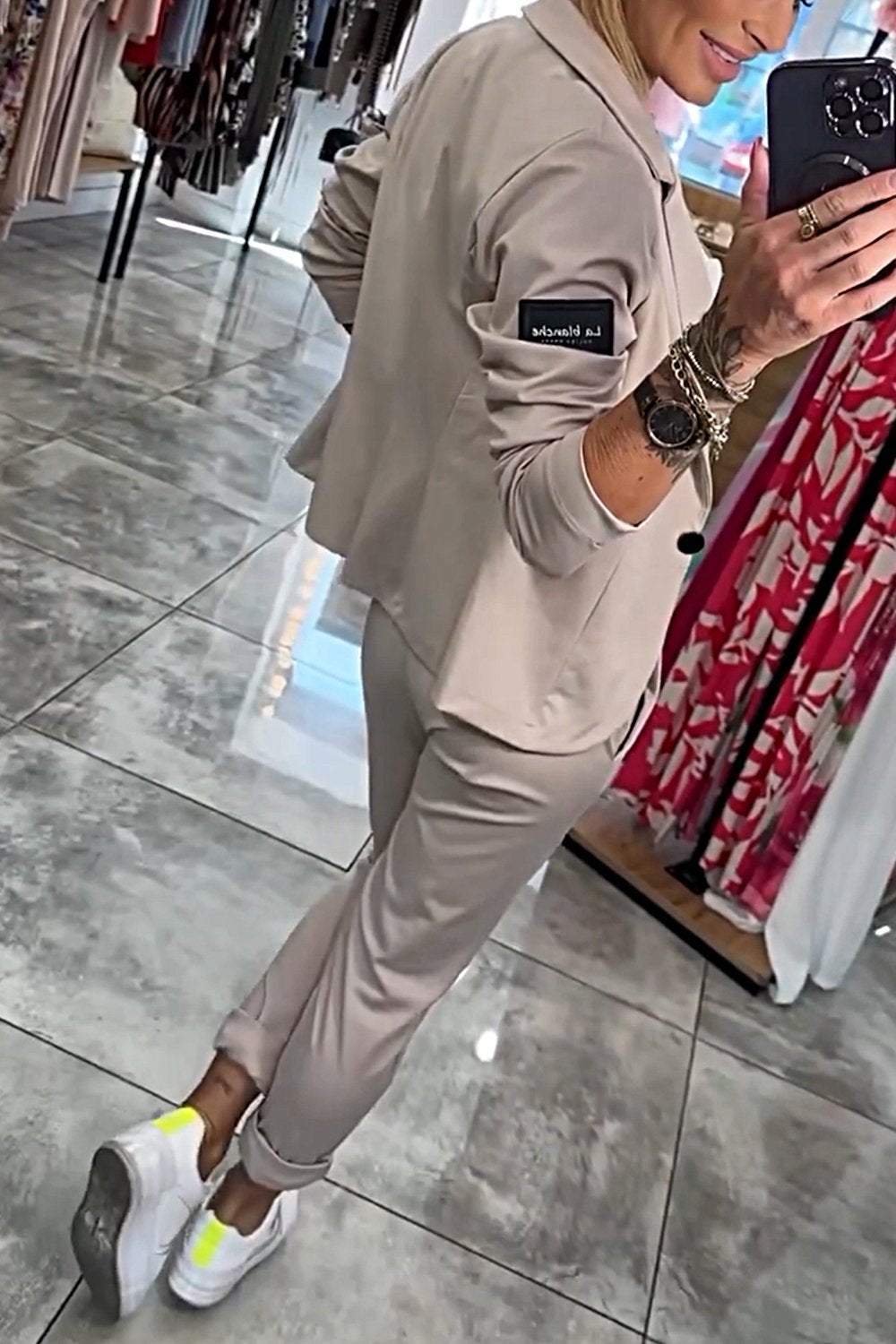 Comfortabele Vrouwen Set met Blazer en Slim Fit Broek