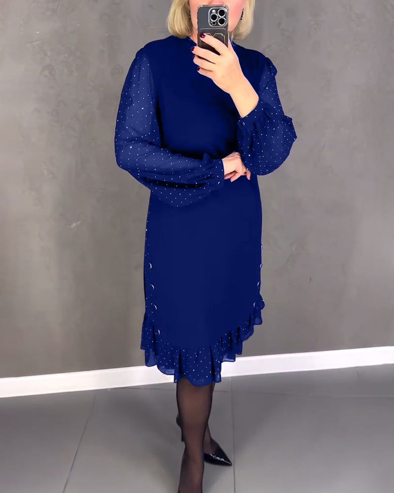 Langarmige elegante jurk met stippen