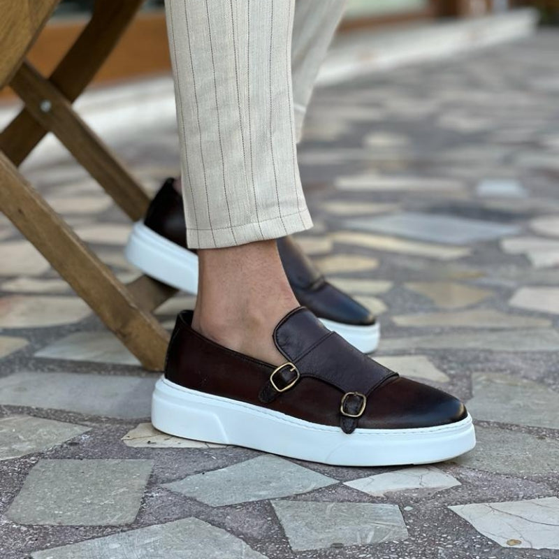 Morris | Moderne leren loafers met gesp voor mannen