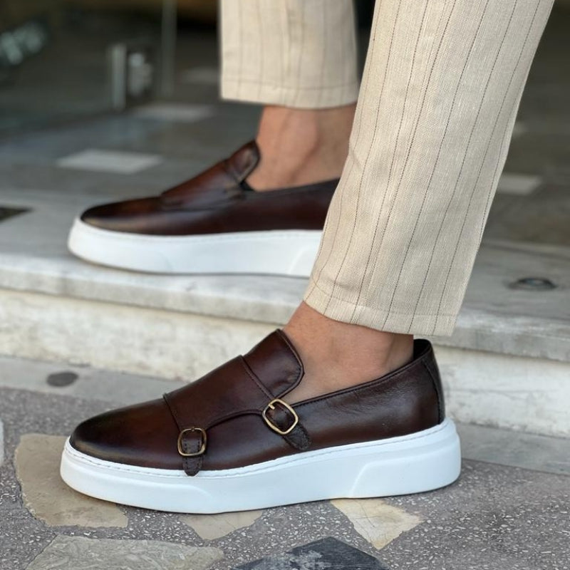 Morris | Moderne leren loafers met gesp voor mannen