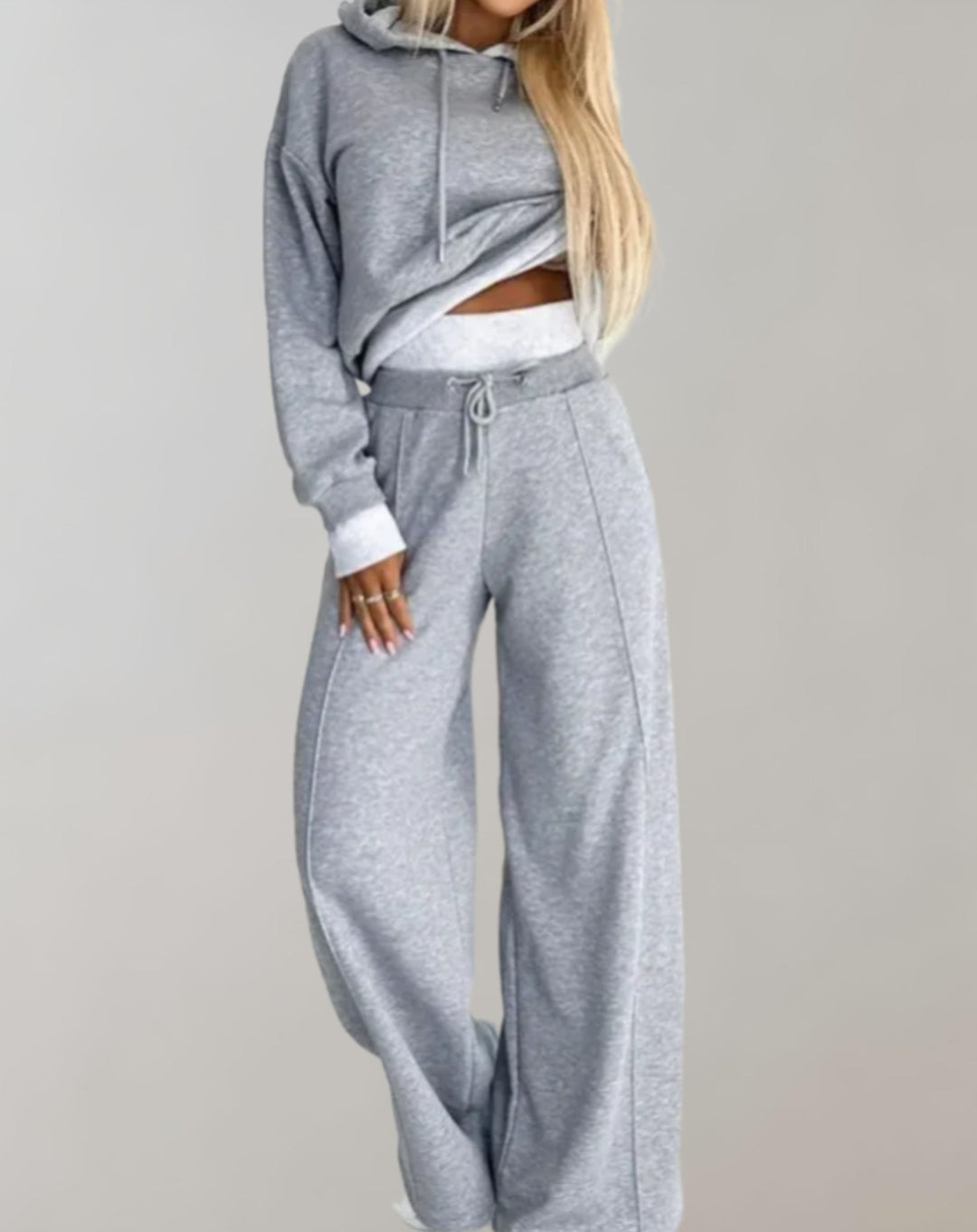 Nina | 2-delige set: trui met capuchon en broek met wijde pijpen