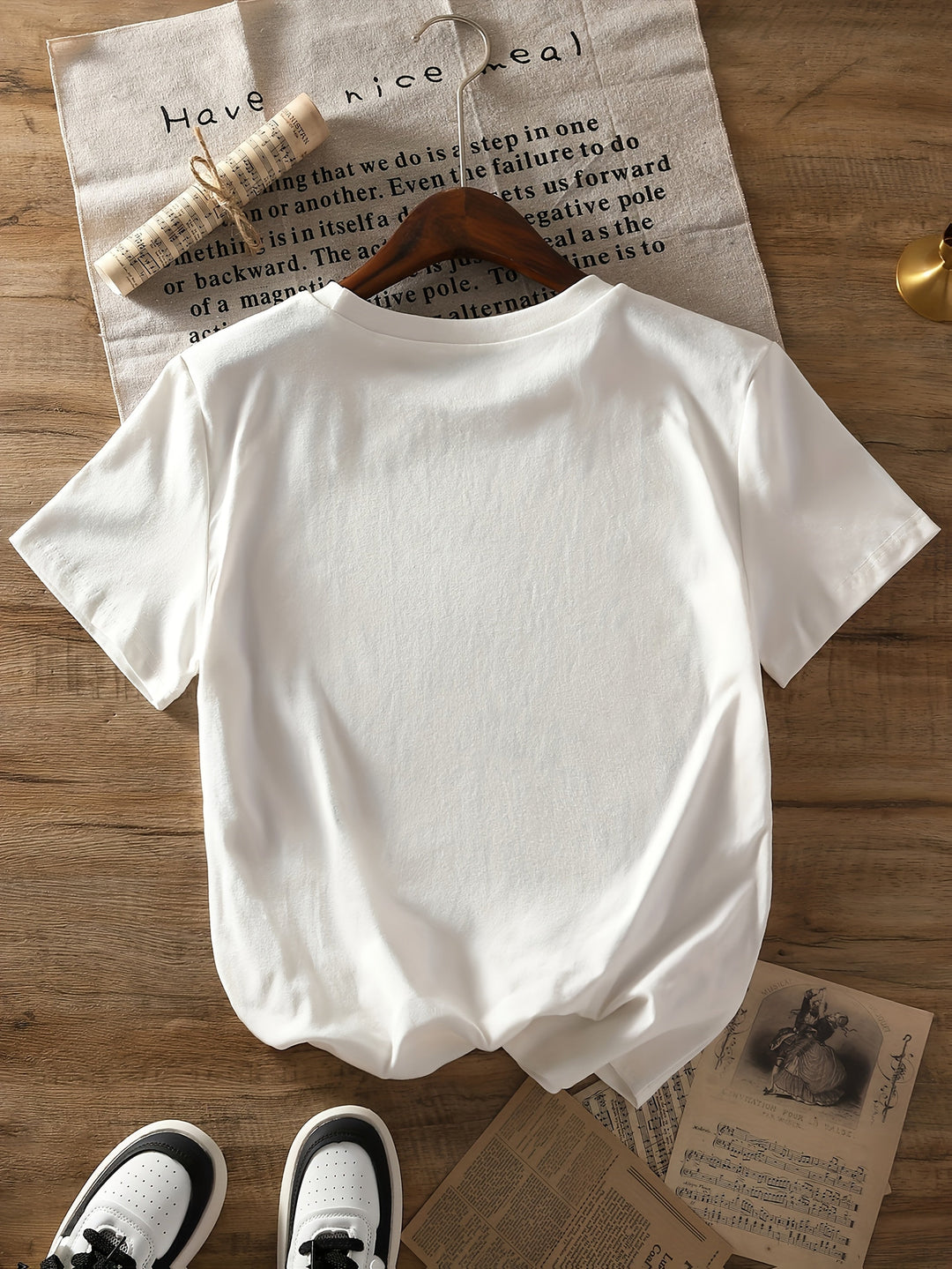 Valentina | Schattig en romantisch T-shirt met roze harten en bloemen